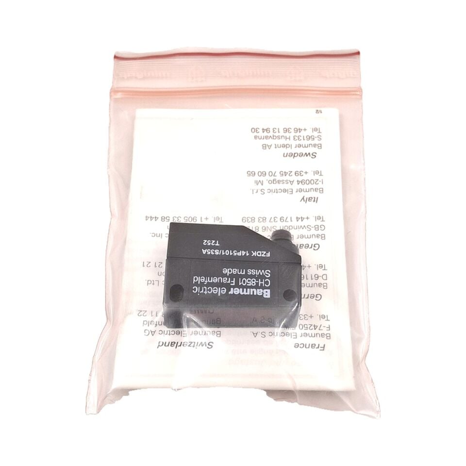 BAUMER FZDK 14P5101 S35A Cisimden Yansımalı Optik Sensör PNP