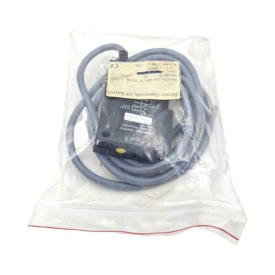 BAUMER FZDK 25R7201 Cisimden Yansımalı Optik Sensör