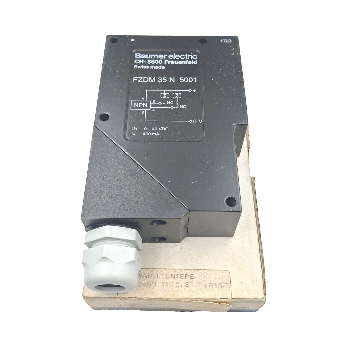 BAUMER FZDM 35 N 5001 Cisimden Yansımalı Optik Sensör NPN