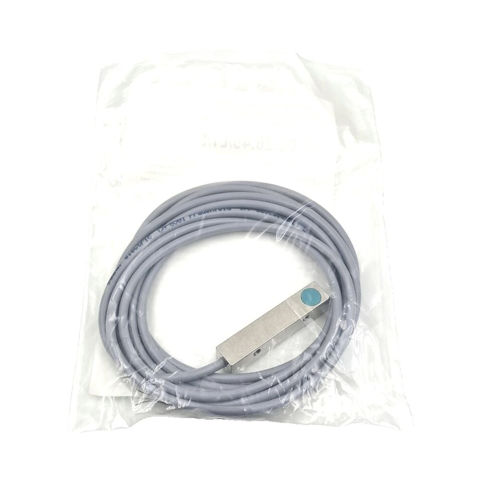BAUMER IFF 08.26.45 L1 L Kare Tip Endüktif Sensör