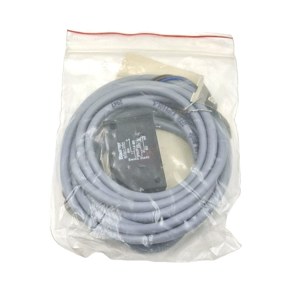 BAUMER IFFK 12P1101 L Kare Tip Endüktif Sensör PNP